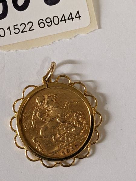 An Edward VII full sovereign, 1910, mounted on 9ct gold pendant, gross weight 9.64 grams. - Image 3 of 3