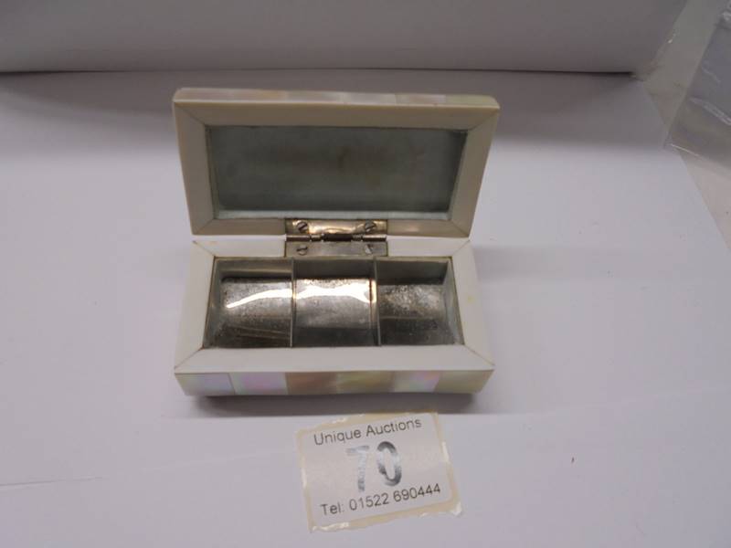 A three section mother of pearl stamp box. - Image 3 of 3