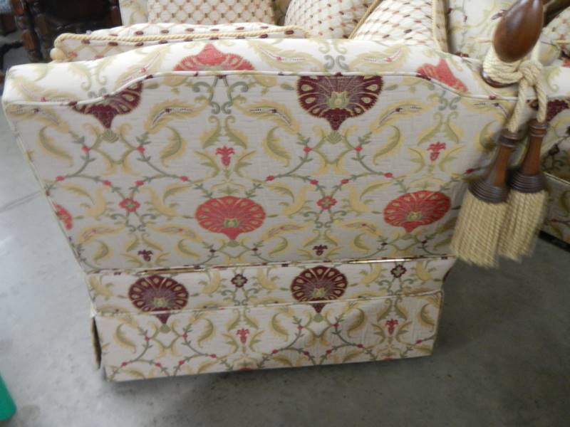 A suberb quality knoll end sofa with cushions., COLLECT ONLY. - Image 2 of 2