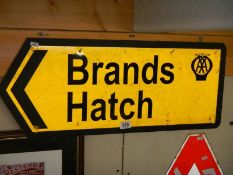 An AA Brands Hatch direction sign.