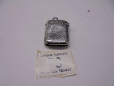 A silver vesta case, 18.8 grams.