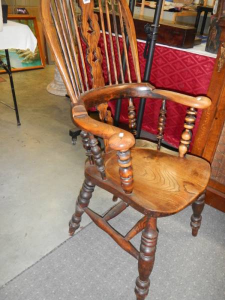 A Victorian Windsor chair. (back slat a/f). - Image 2 of 3