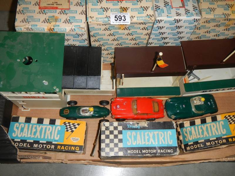 A good collection of 1960's Scalextric including cars with 1961 Lotus. - Image 3 of 5