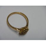 A 9ct gold ring, size R, 2.6 grams.