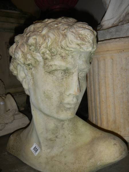 A large male garden bust. COLLECT ONLY. - Image 2 of 3