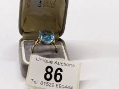 A 9ct gold ring set large topaz, size R half, 5.6 grams.