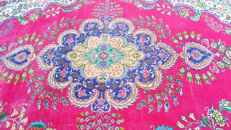 A multicoloured rug - 327cm x 295cm? (COLLECT ONLY) - Image 4 of 7