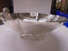 A contemporary silver bowl, 25.5 cm diameter, 24 ounces.