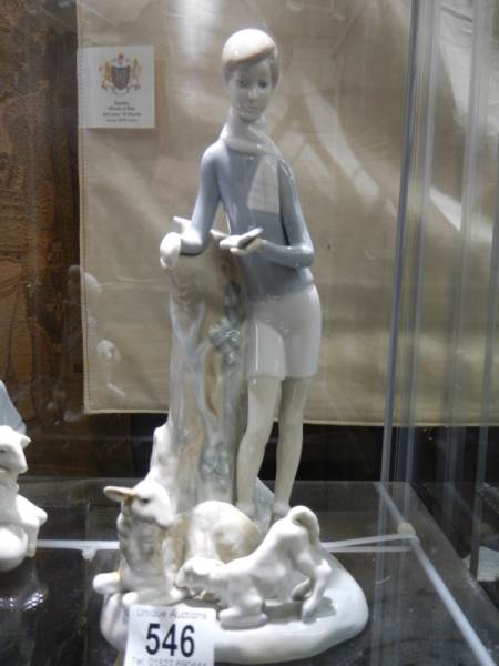 Two Lladro figures in good condition. - Image 2 of 3