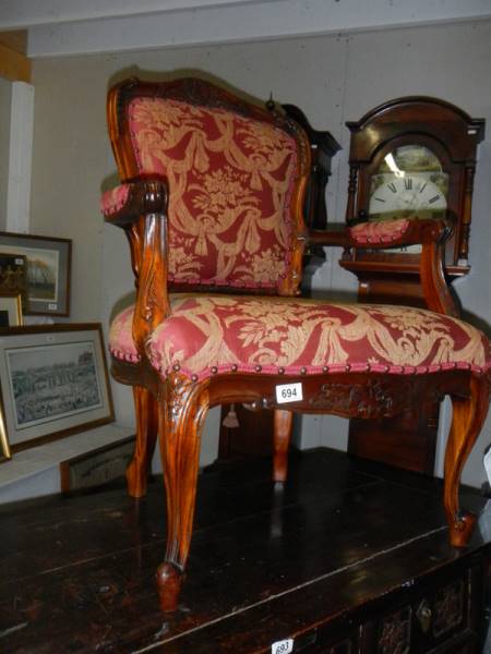 A mid 20th century carver chair in good condition. - Image 2 of 2