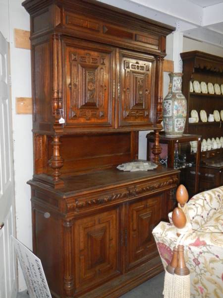 A good quality French carved buffet in very good condition. COLLECT ONLY.