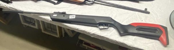A SMK 19-35 Cal 5.5mm/.22 air rifle (COLLECT ONLY)