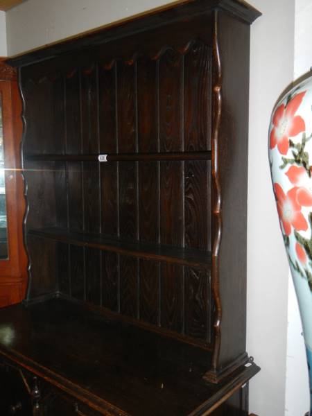 A good small oak dresser. COLLECT ONLY. - Image 4 of 4