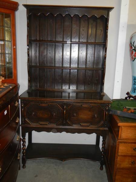 A good small oak dresser. COLLECT ONLY.
