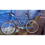 A front air suspension Rockhopper 8 speed (x3) bicycle
