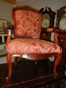 A mid 20th century carver chair in good condition.