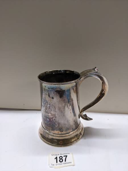 An early silver tankard in good in condition.