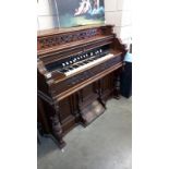 A 19th/20th century American organ, (COLLECT ONLY)
