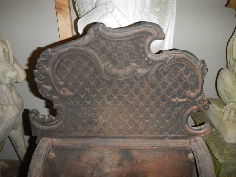 An early Victorian cast iron fire grate. COLLECT ONLY. - Image 2 of 4