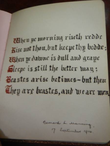 An early 20th century autograph book containing verses and drawings. - Image 10 of 14