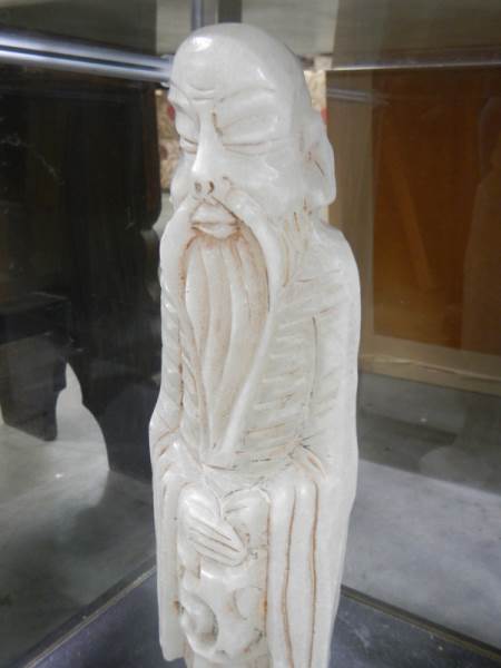 A large Alabaster Chinese figure. - Image 3 of 4