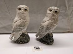 Two Royal Doulton Whyte & Mackay snowy owl whisky decanters modelled by John J Longue, 1984.