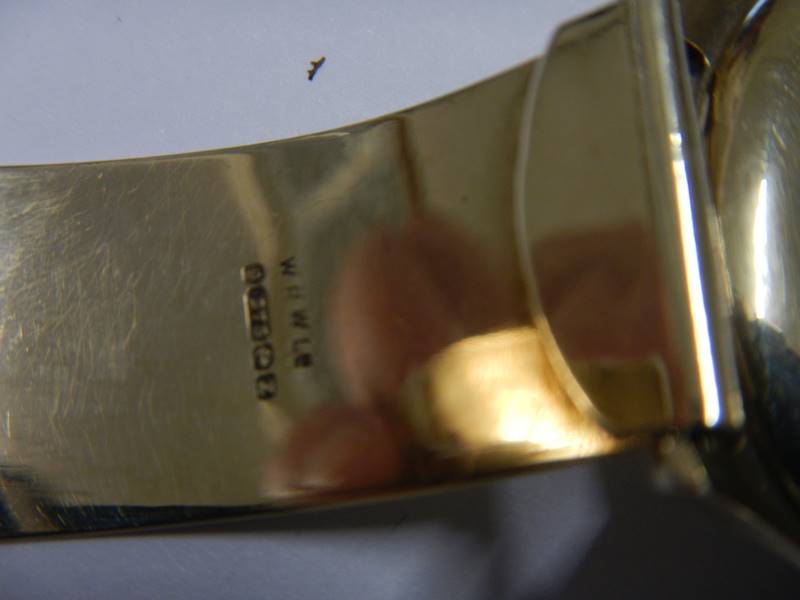 A 9ct gold Omega wrist watch on a 9ct gold bracelet, in working order. 36 grams total weight. - Image 4 of 4