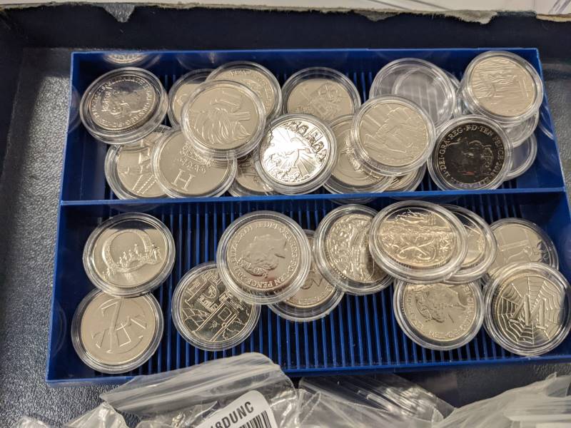 A collection of approximately 52 uncirculated alphabet 10p coins. - Image 2 of 2