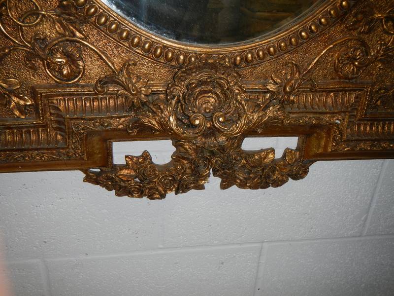 An oval mirror in ornate gilt frame. COLLECT ONLY. - Image 3 of 4