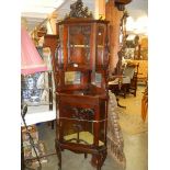 An elegant 19th century mahogany corner cabinet. COLLECT ONLY.