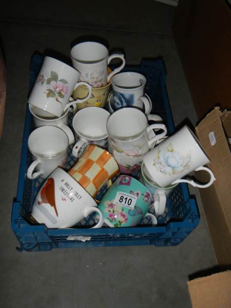 A box of mugs.