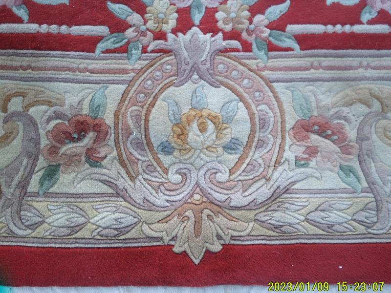 A 8ft x 10ft 100% pure wool, good quality red carpet (in need of a clean) - Image 2 of 6