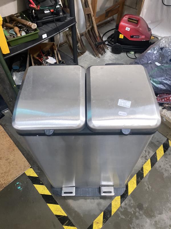 A double pedal bin