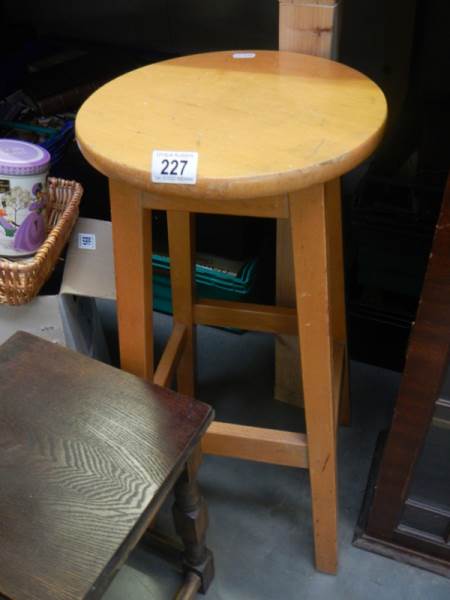 A pine stool and two other items. COLLECT ONLY. - Image 2 of 2