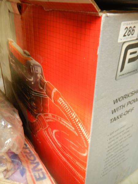 A boxed workshop vacuum cleaner. - Image 2 of 2