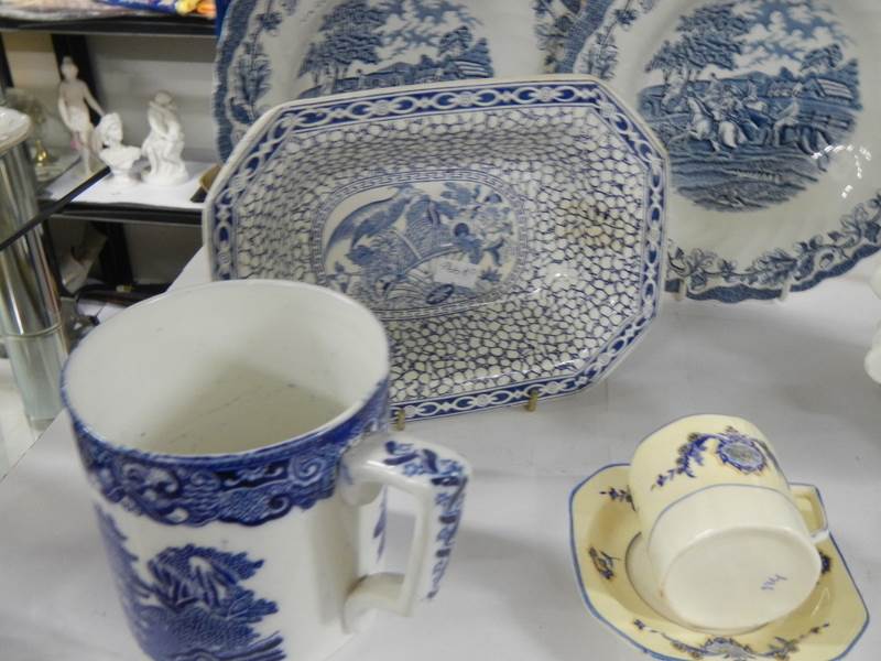 A mixed lot of blue and white ceramics including Adam's, George Jones etc., - Image 4 of 4