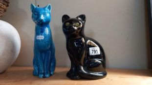 2 pottery cat ornaments