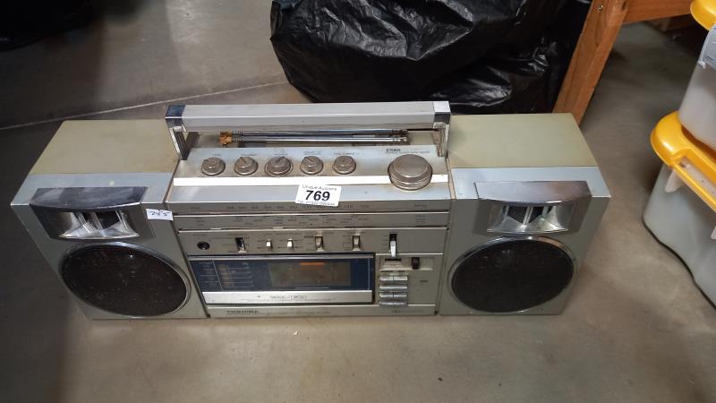 Vintage Toshiba RT5782 stereo radio cassette recorder ghetto blaster, missing lead COLLECT ONLY