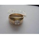 A gent's diamond four stone ring in 9ct gold, size W.