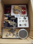 A mixed lot of old jewellery including silver and old paste items, three graces cameo,
