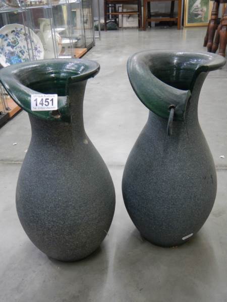 A pair of late 20th century vases.