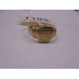 A 9ct gold signet ring, size W, 4.7 grams.