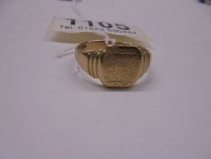 A 9ct gold signet ring, size W, 4.7 grams.