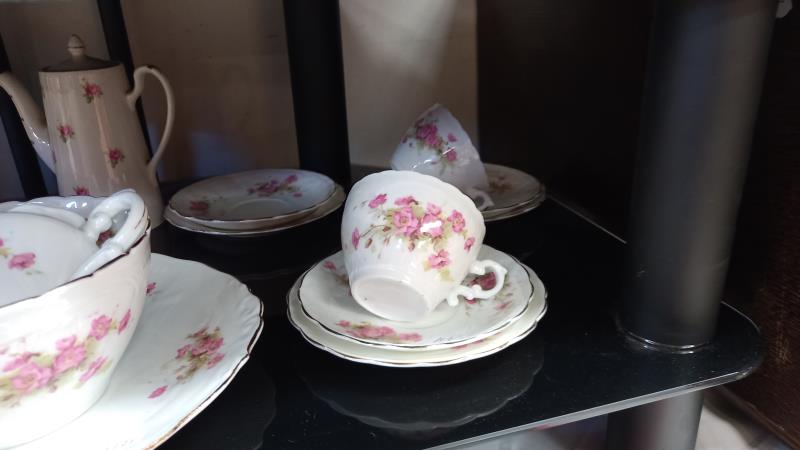 A quantity of cups & saucers & part tea set (2 shelves) COLLECT ONLY - Image 5 of 5