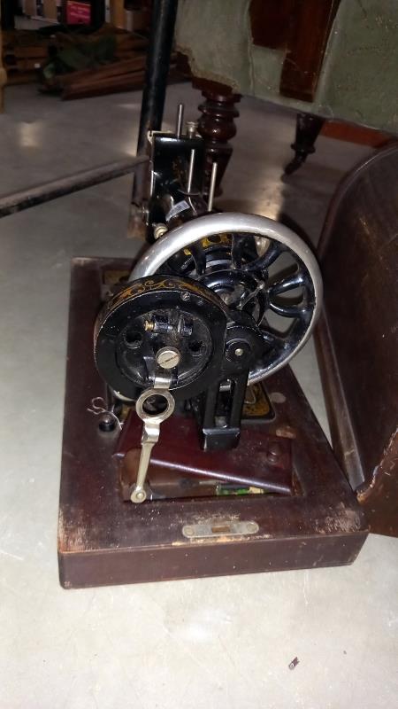 A 19th/20th century Vickers sewing machine, COLLECT ONLY - Image 2 of 2