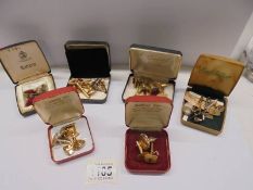 A mixed lot of assorted cuff links.