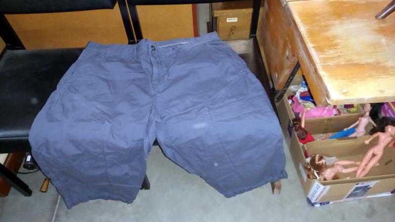 4 pairs of Calvin Klein long shorts, (2 x 36", 2 x 38" ) plus 2 Abercromby & Fitch, New York (1 x - Image 6 of 7