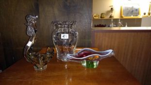 An art glass multi coloured dish, cockerel and a clear glass vase