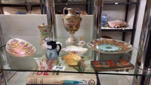 A mixed lot of 19/20c porcelain and pottery including Royal Worcester etc