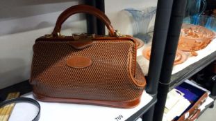 A French ladies handbag by Texier